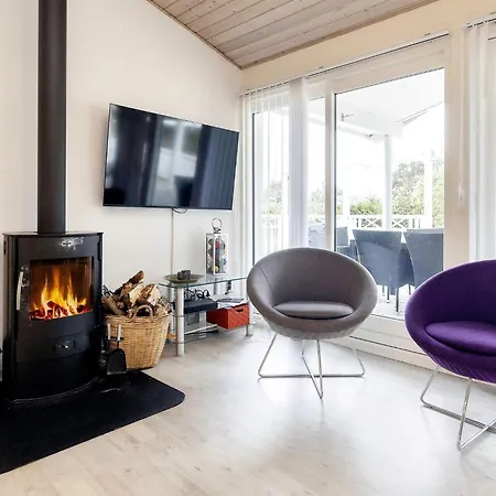 Three-bedroom In Rodby 23 Holiday home