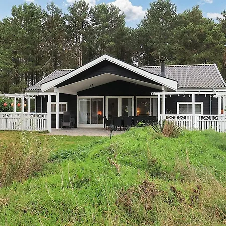 Three-bedroom In Rodby 23 Rodbyhavn